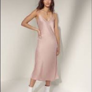 BNWT Aritzia Wilfred Only Slip Dress